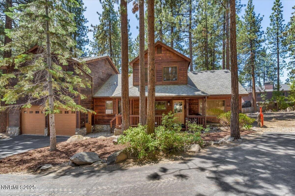 MLS #250052195 image #0