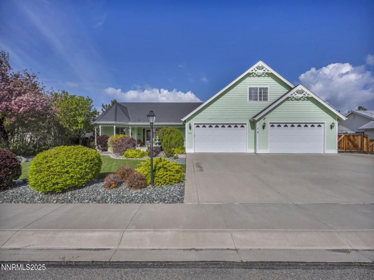 MLS #250052355 image #0