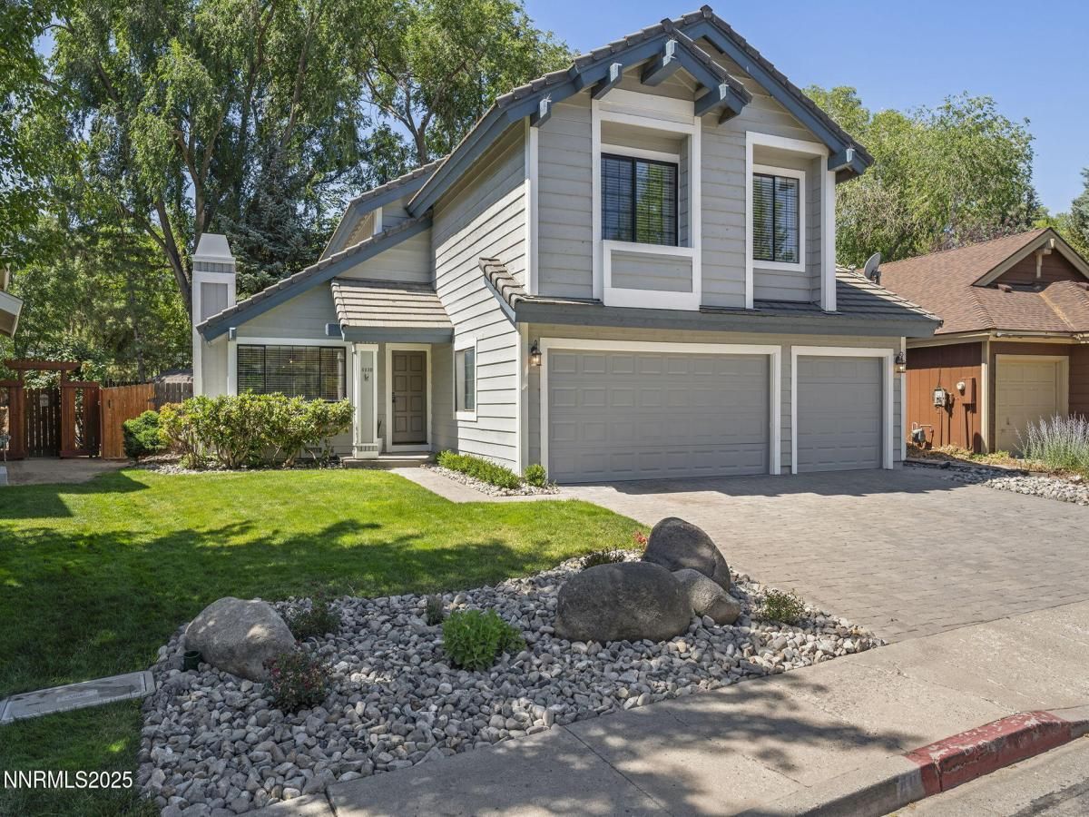 MLS #250052392 image #0