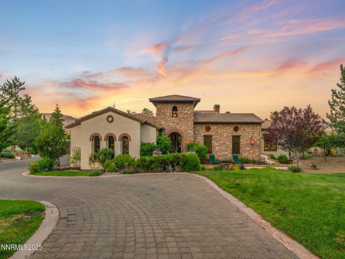 MLS #250052550 image #0