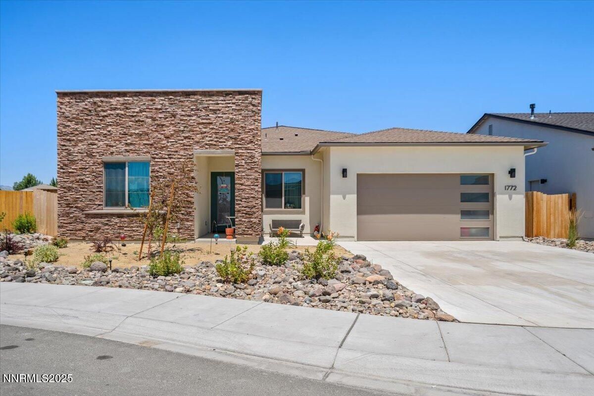 MLS #250052722 image #0