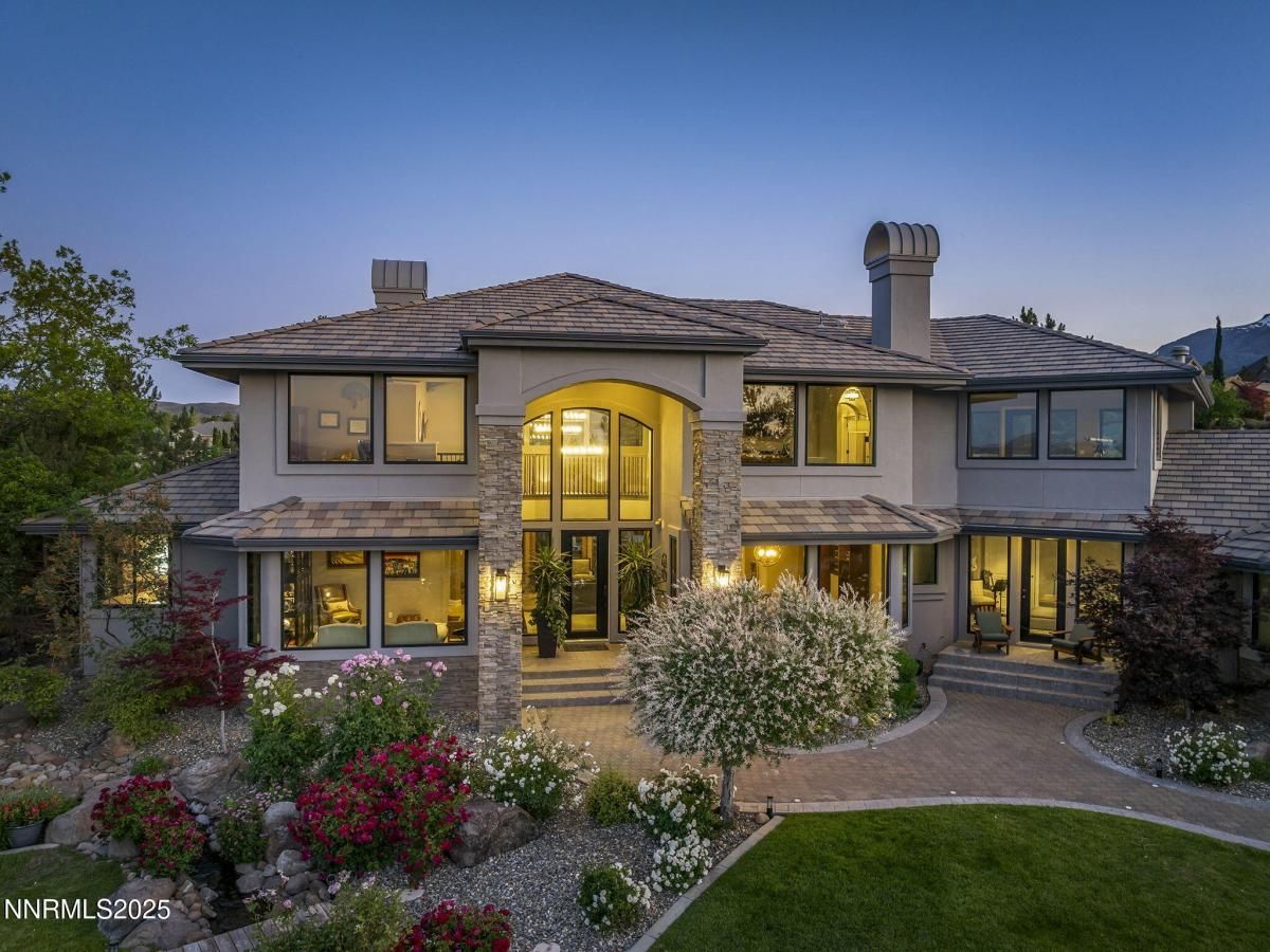 MLS #250052787 image #0