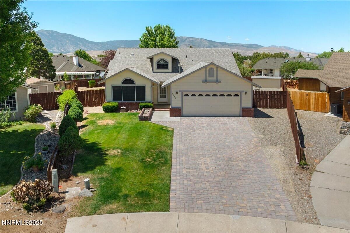 MLS #250052804 image #0