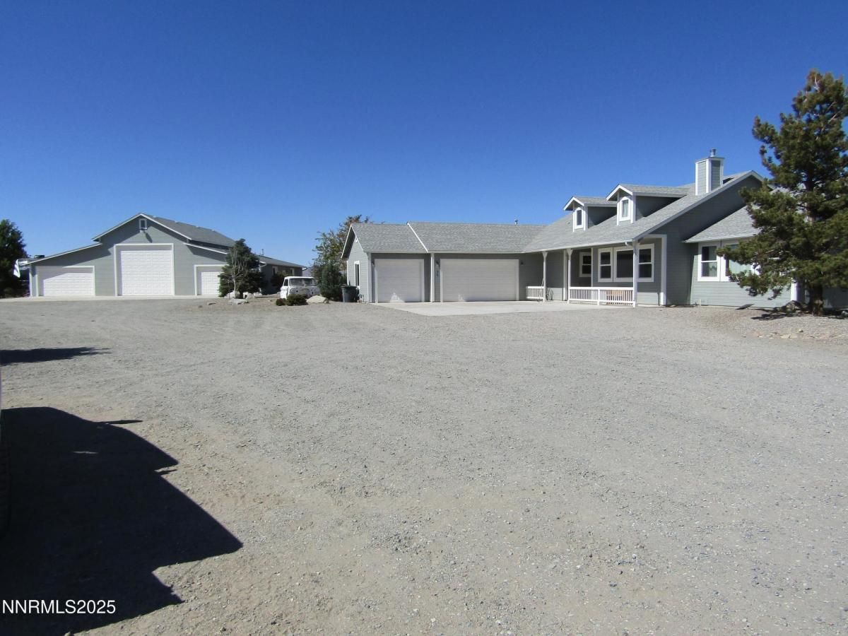 MLS #250052870 image #0