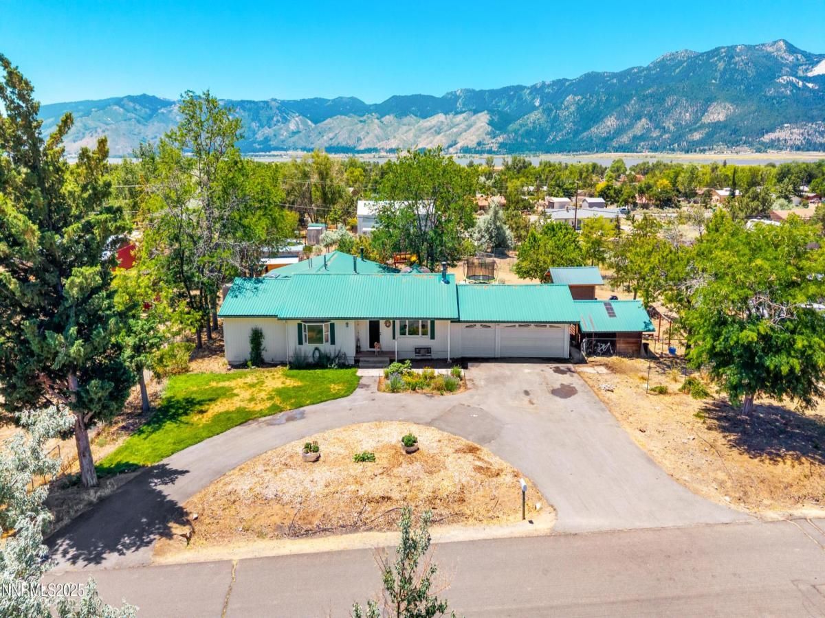 MLS #250052877 image #0