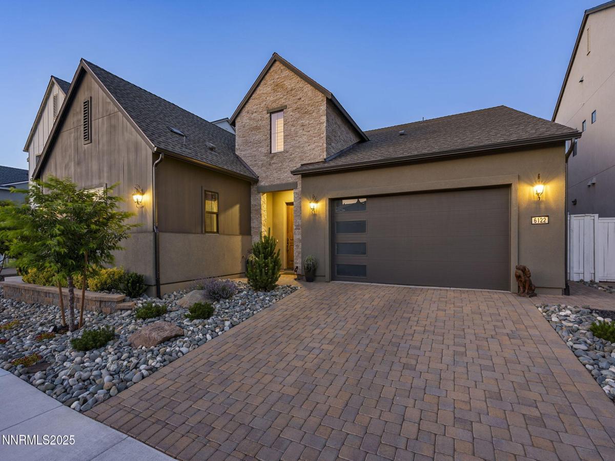 MLS #250052882 image #0