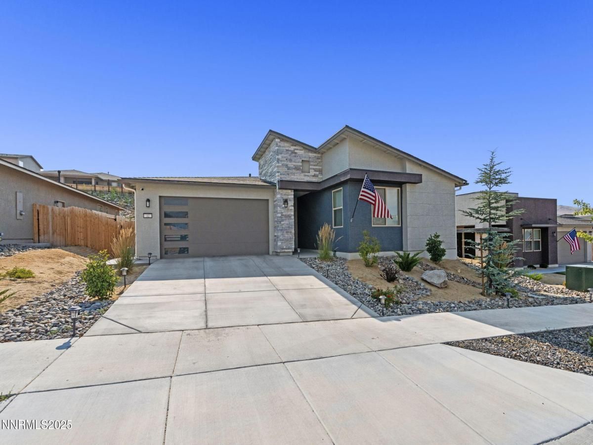 MLS #250053097 image #0