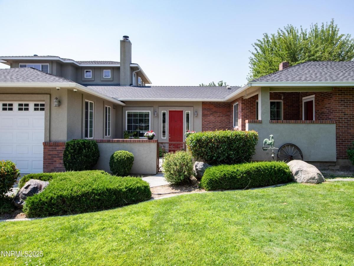 MLS #250053292 image #0