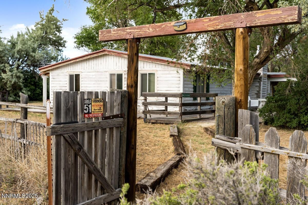 MLS #250053858 image #0