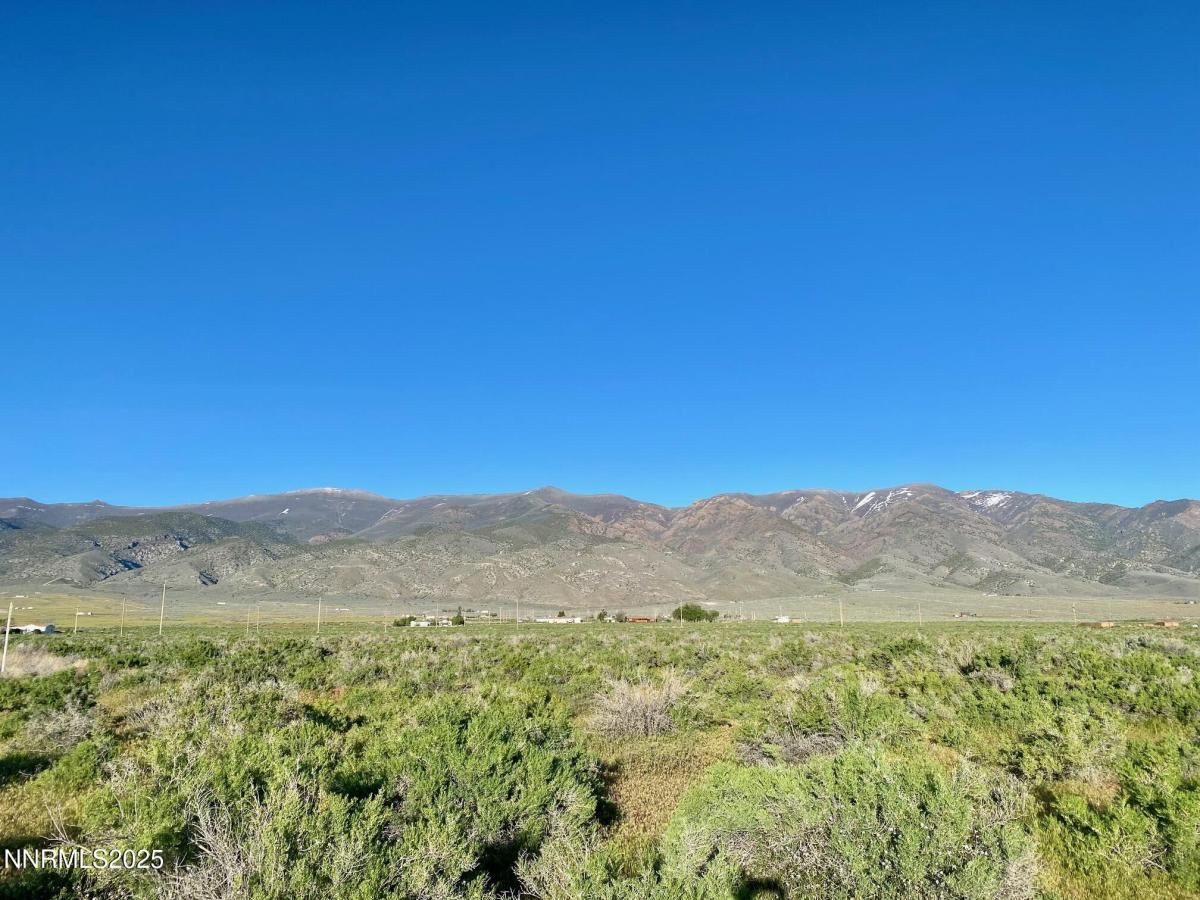 MLS #250053912 image #0