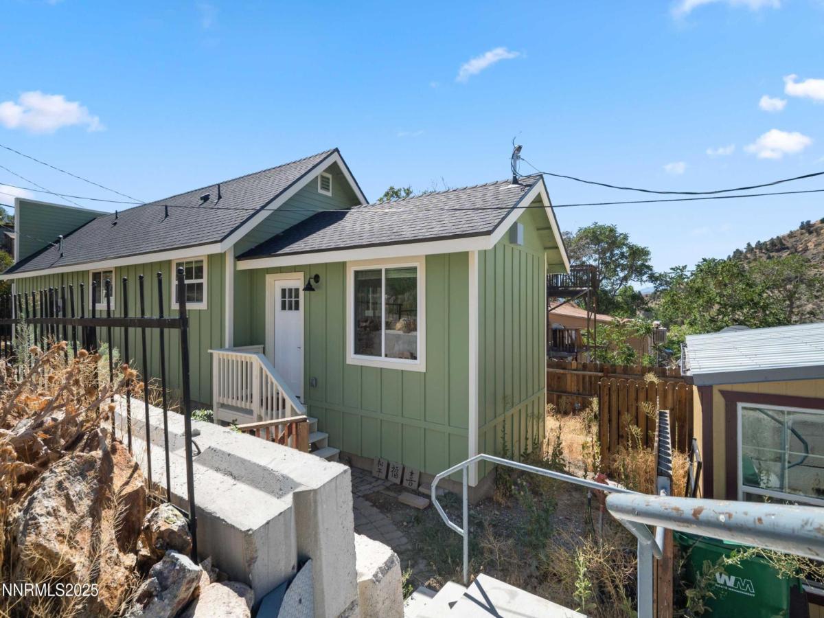 MLS #250054080 image #0