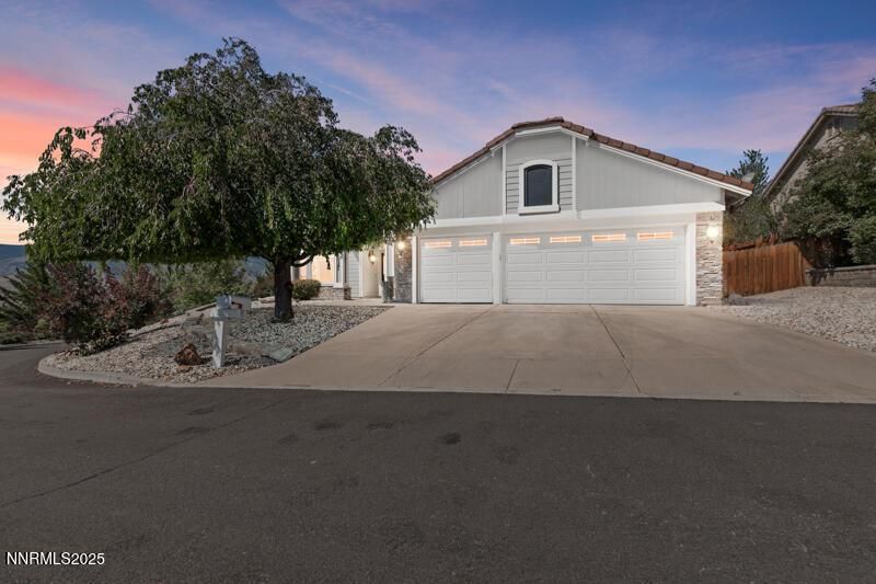MLS #250054280 image #0