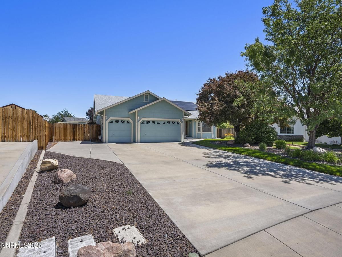 MLS #250054426 image #0