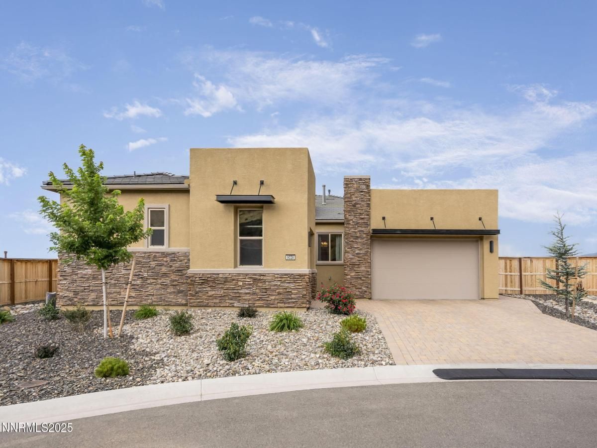 MLS #250055274 image #0