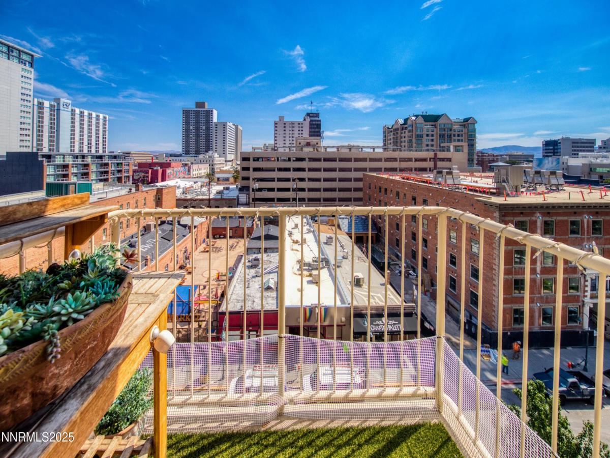 MLS #250055412 image #0