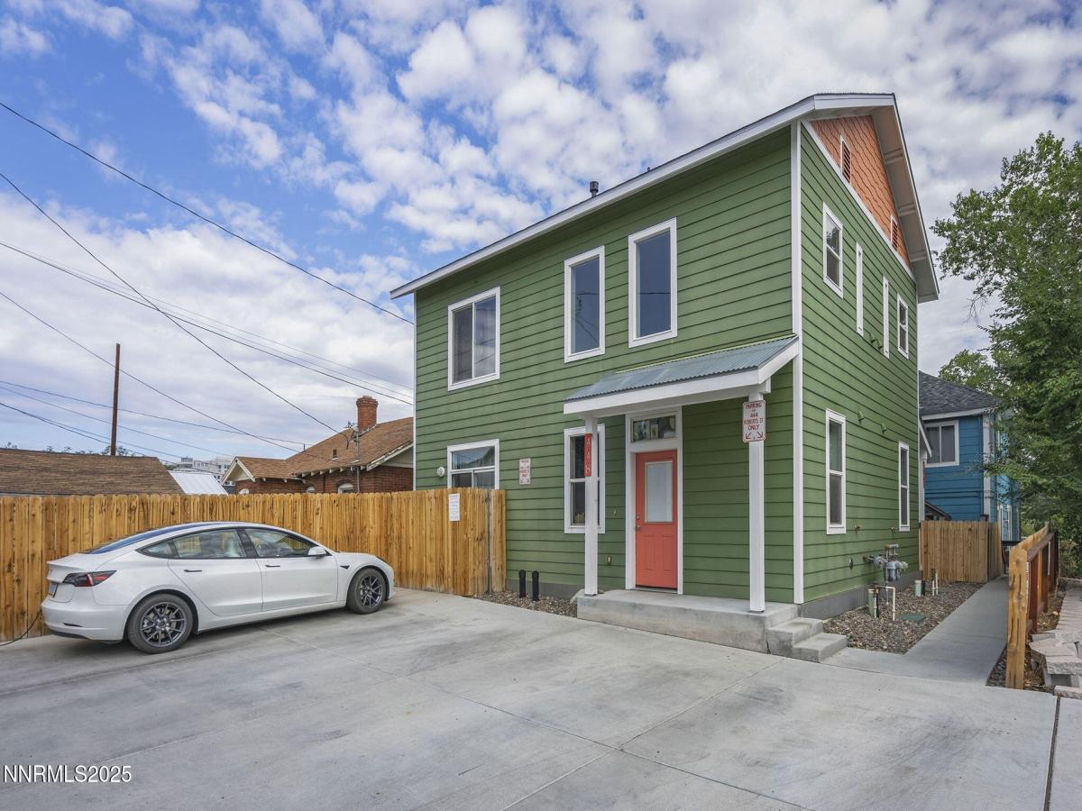 MLS #250055441 image #0