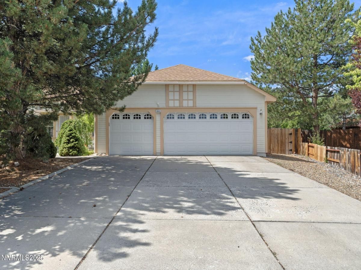 MLS #250055459 image #0