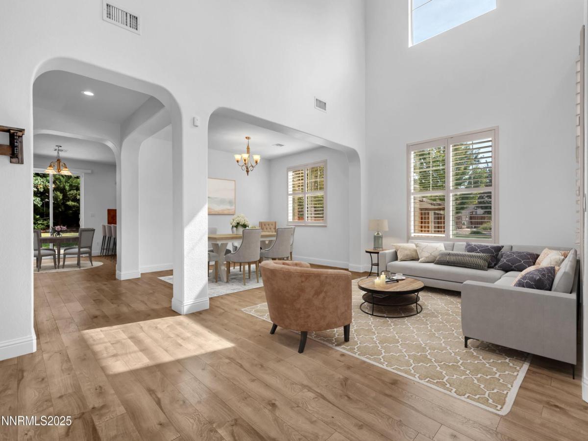 MLS #250055516 image #0