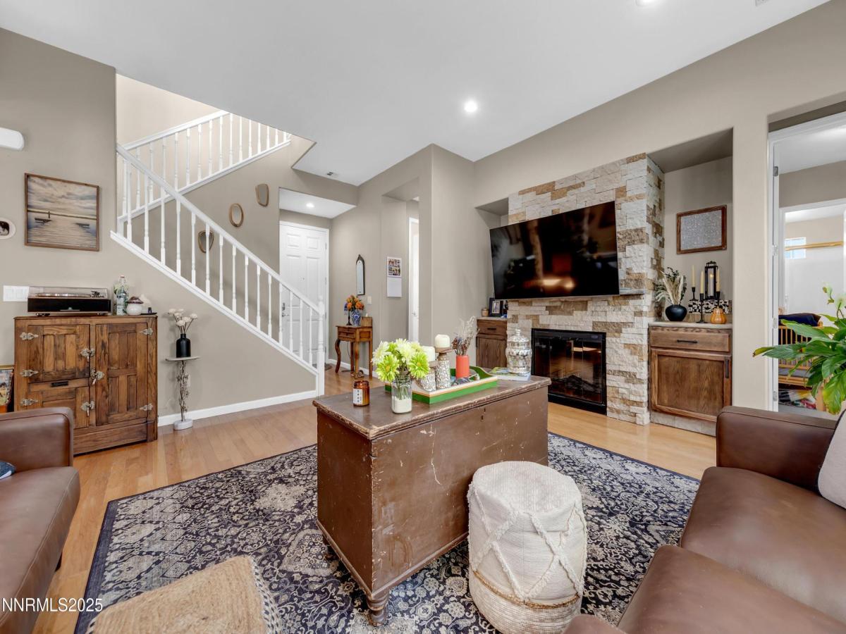 MLS #250055539 image #0