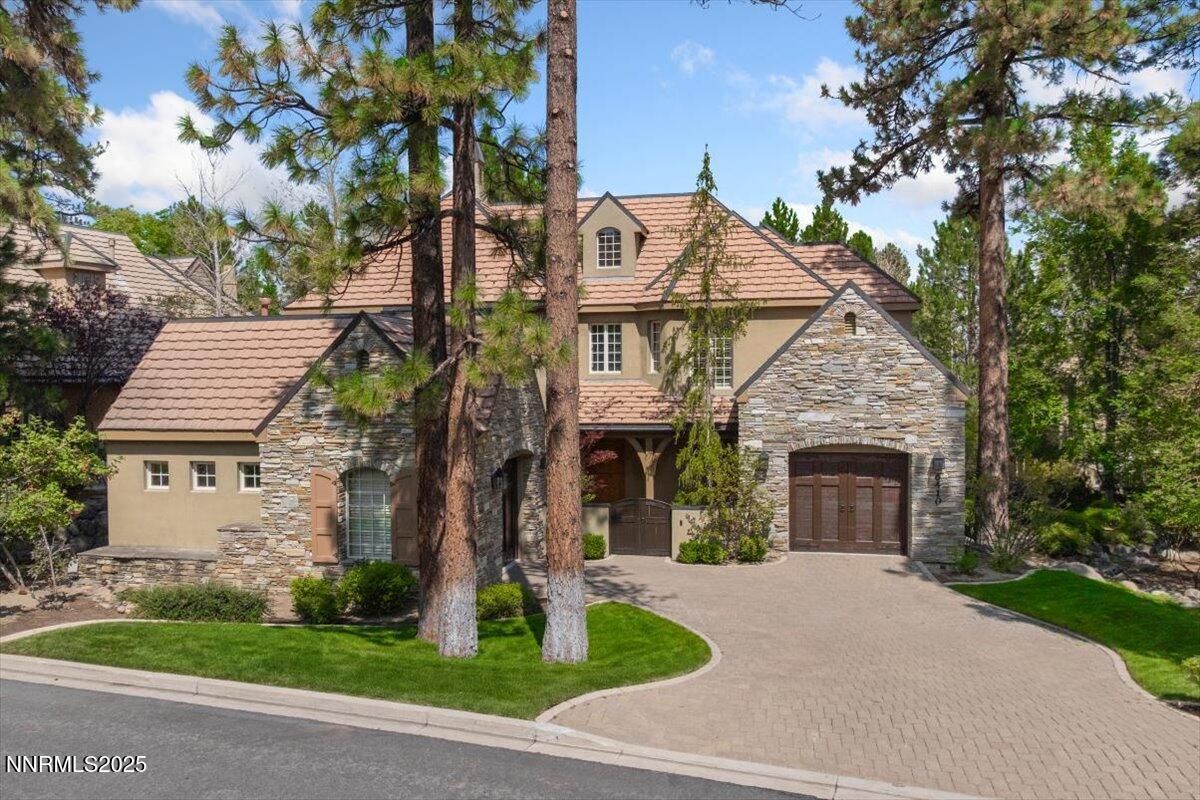 MLS #250055937 image #0