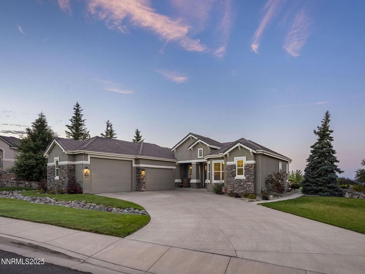 MLS #250056073 image #0