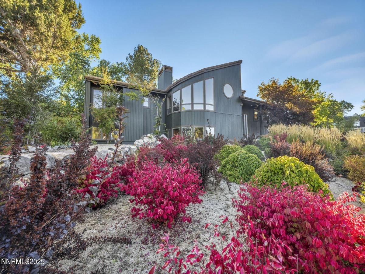 MLS #250056322 image #0