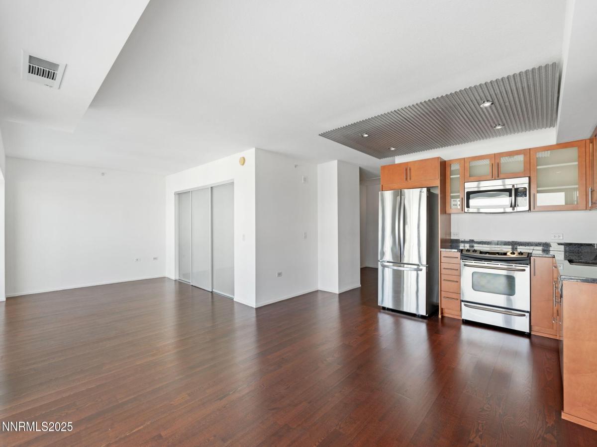 MLS #250056407 image #0
