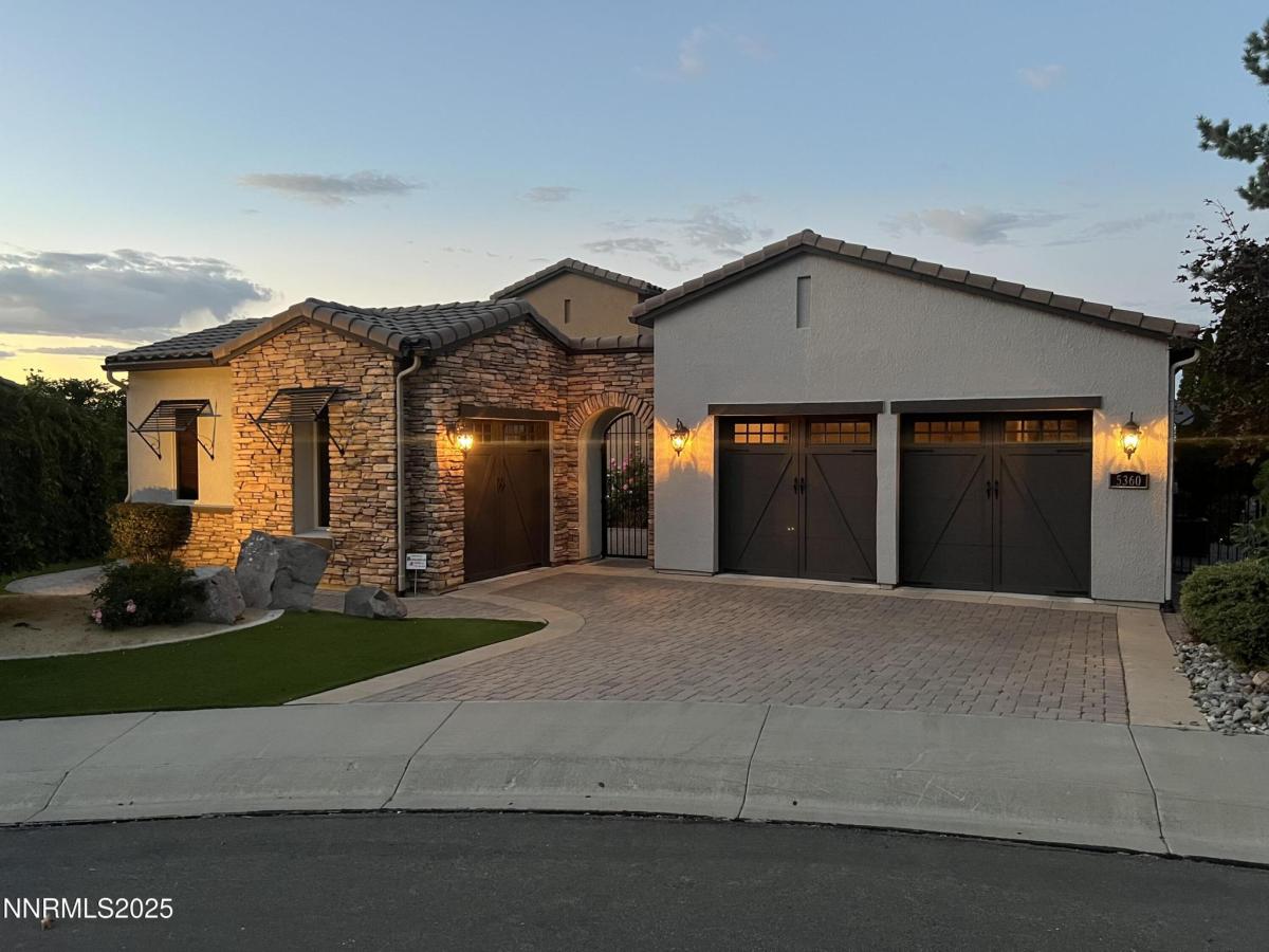 MLS #250056412 image #0