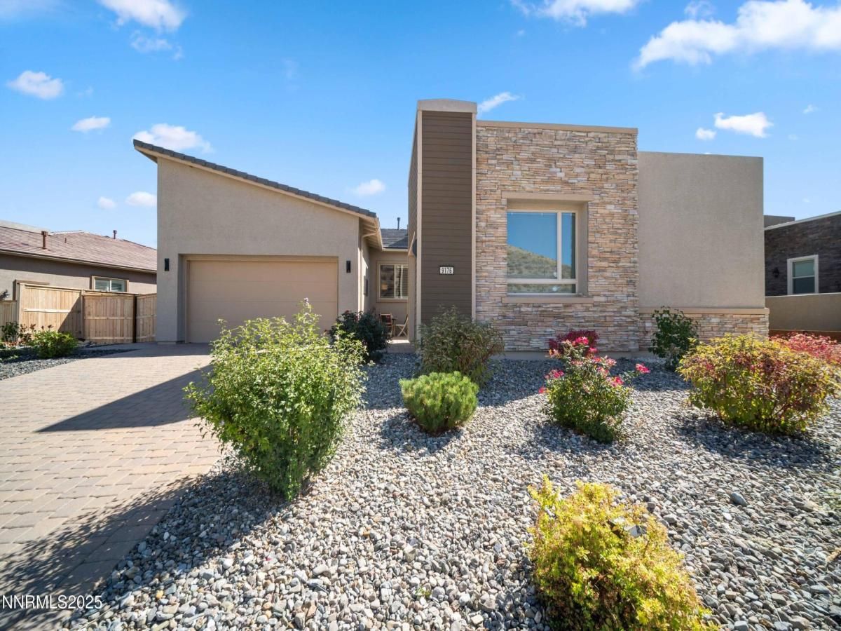 MLS #250056486 image #0