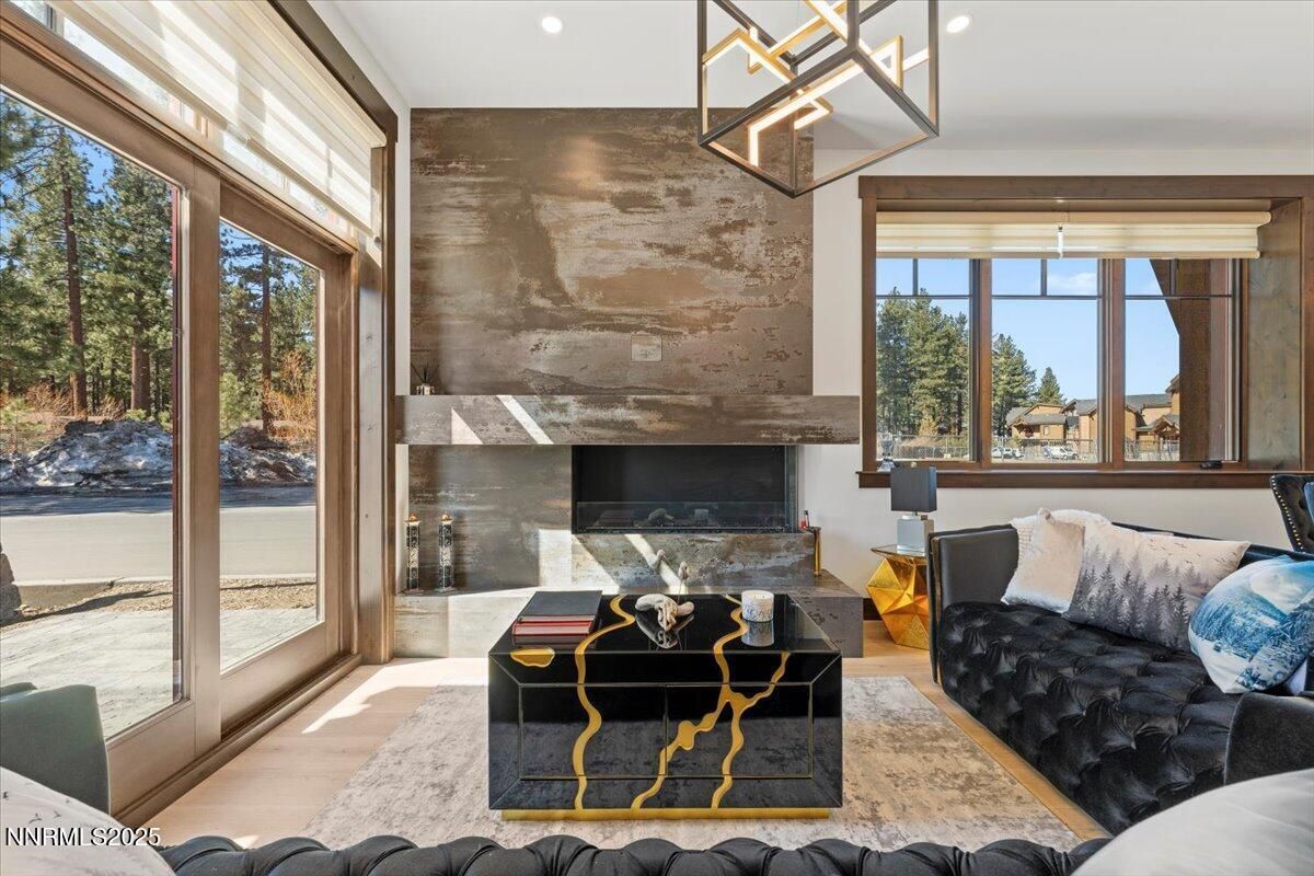 MLS #250056631 image #0