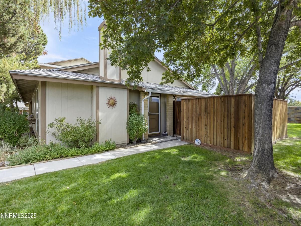 MLS #250056642 image #0