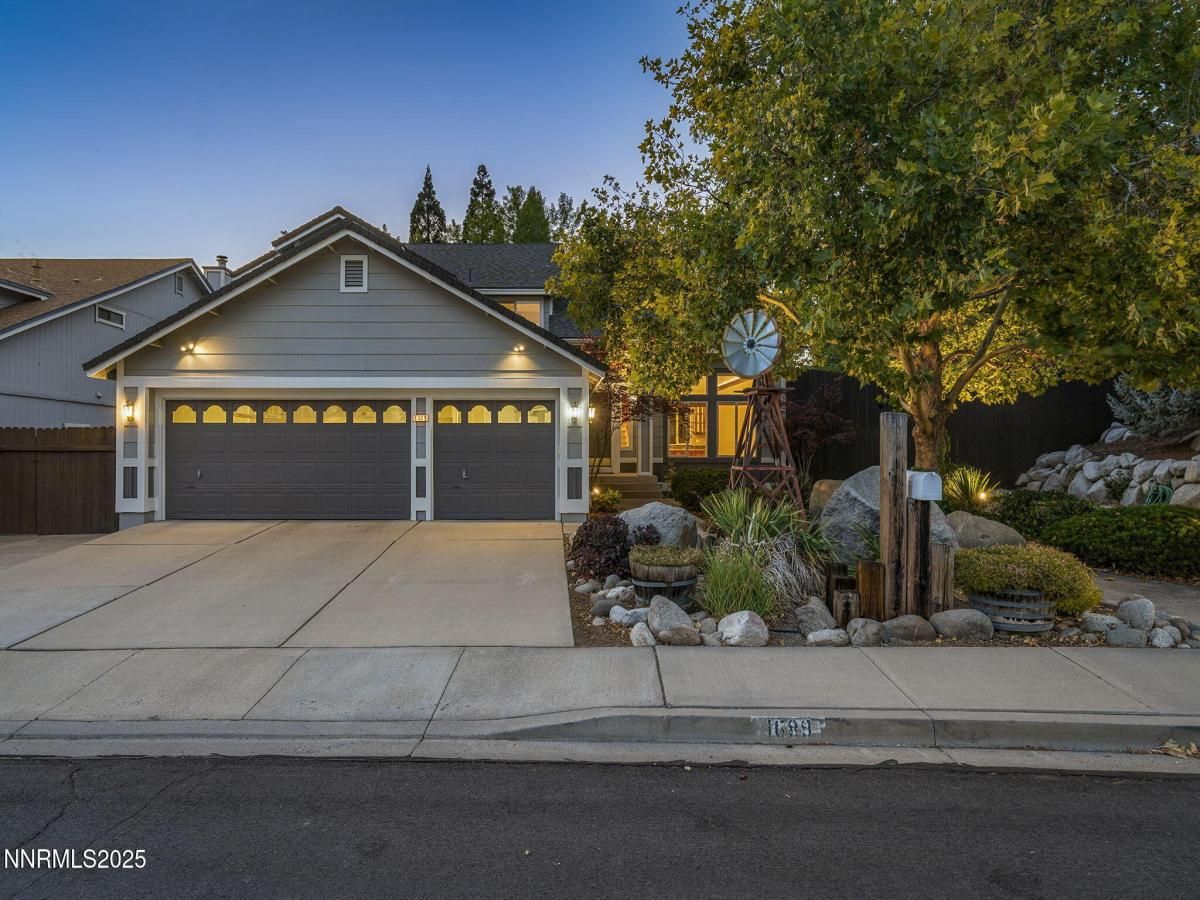 MLS #250056825 image #0