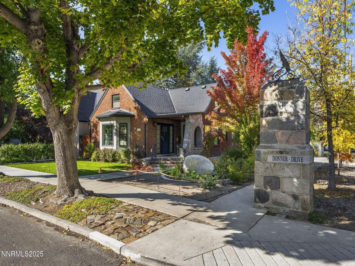 MLS #250056877 image #0