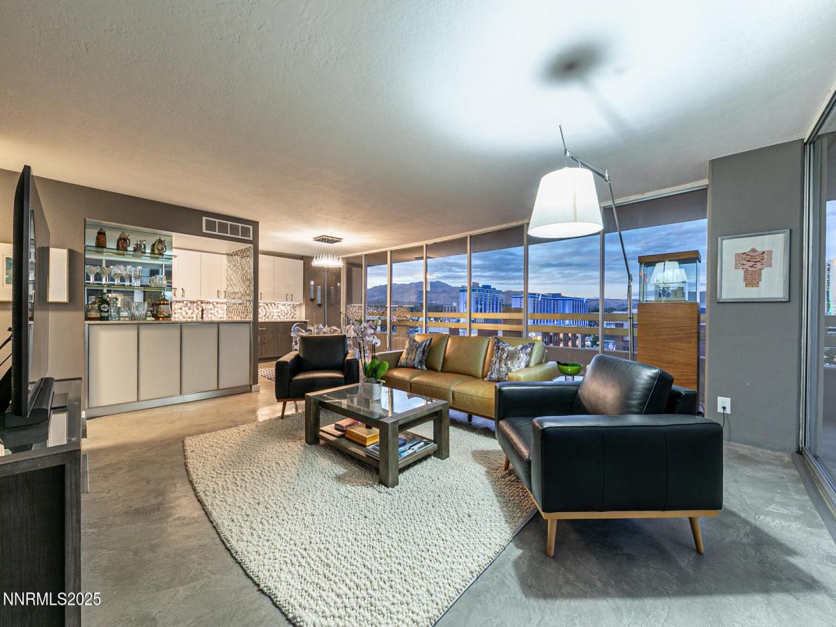 MLS #250056933 image #0