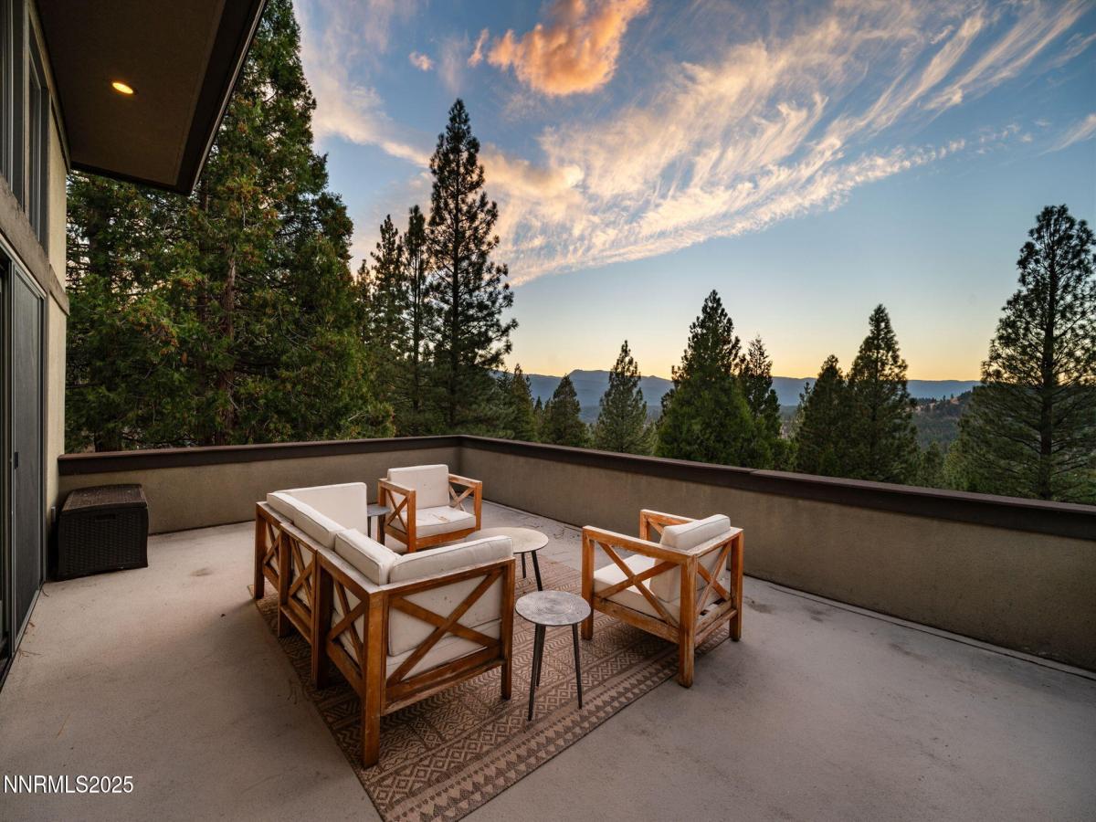 MLS #250056997 image #0