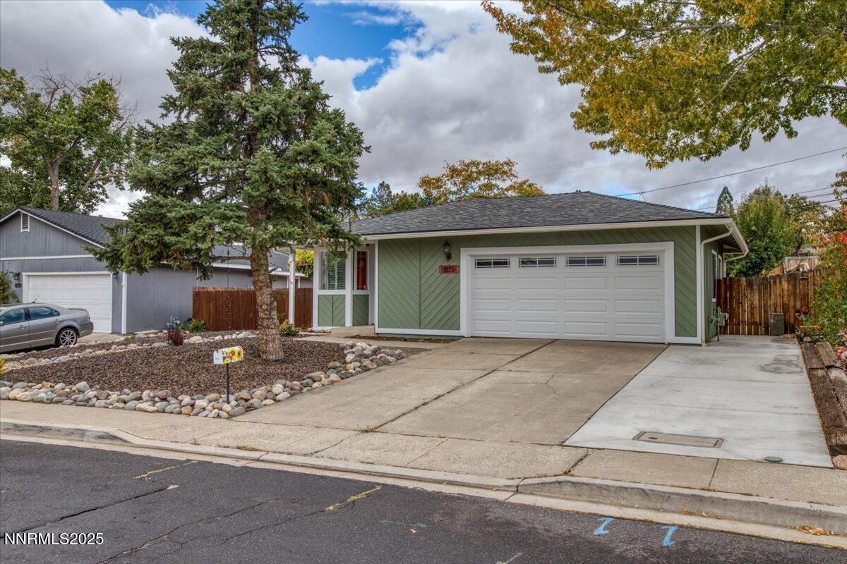 MLS #250057090 image #0