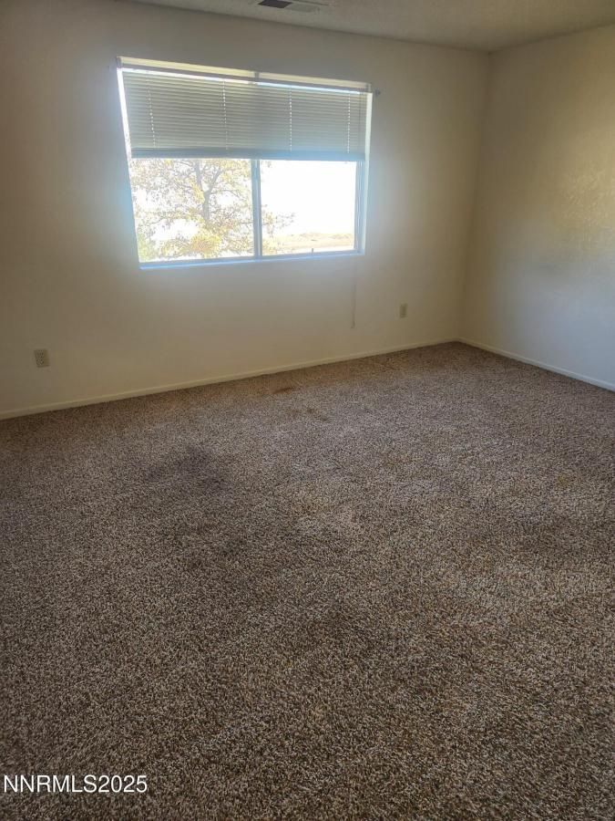 MLS #250057243 image #0