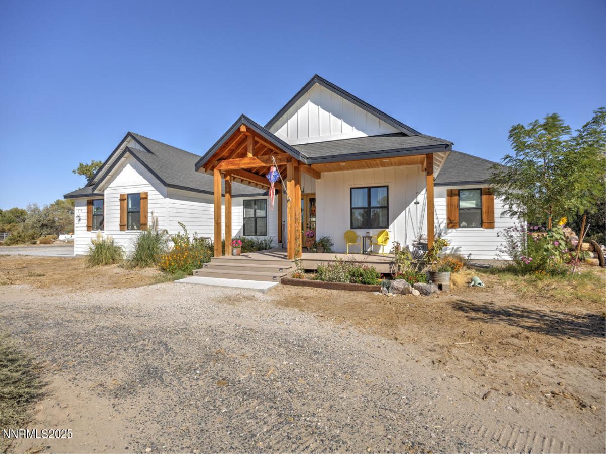 MLS #250057323 image #0