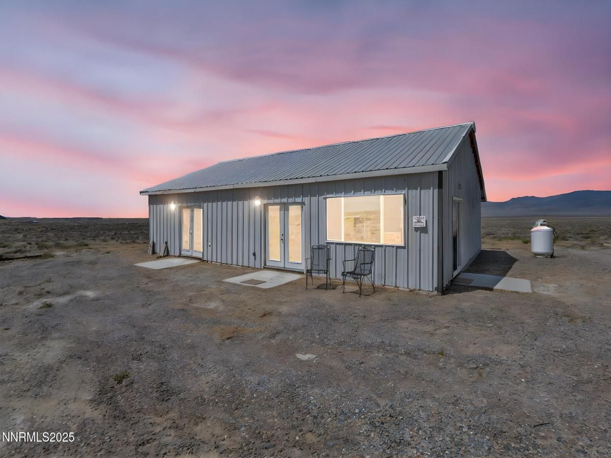 MLS #250057330 image #0