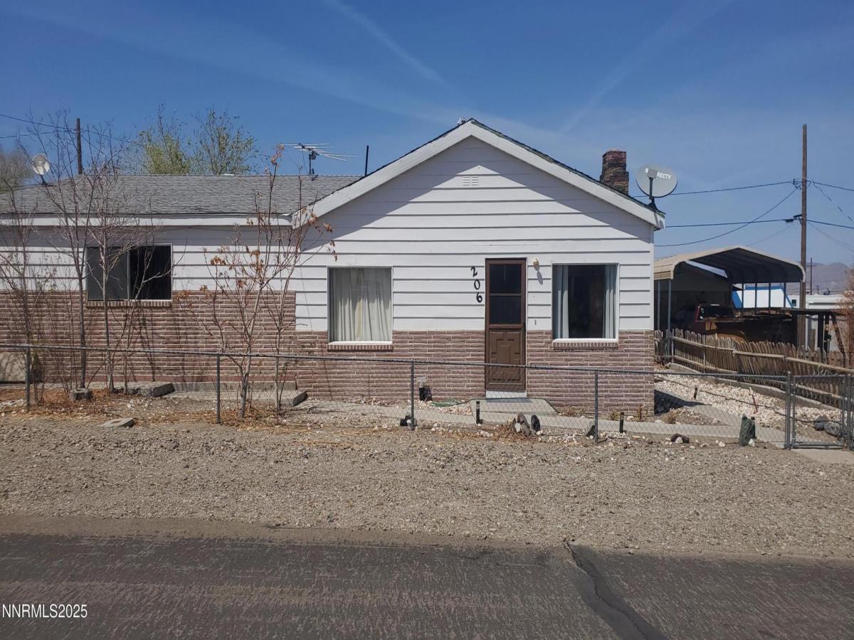 MLS #250057403 image #0