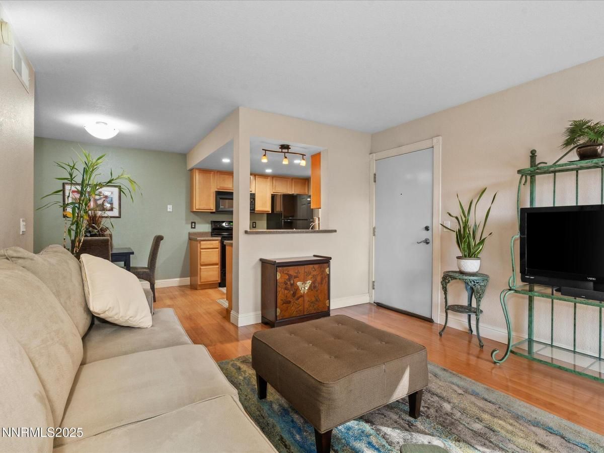 MLS #250057460 image #0