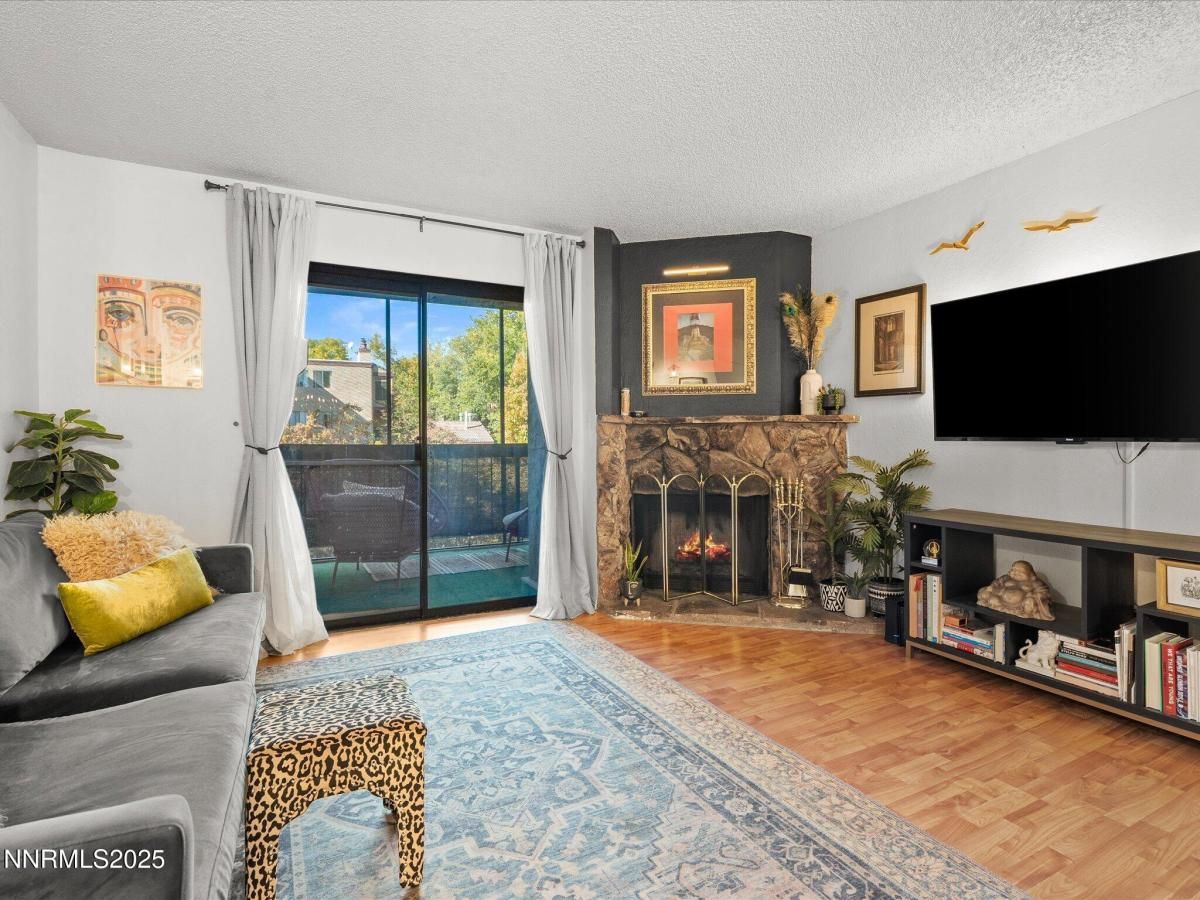 MLS #250057528 image #0