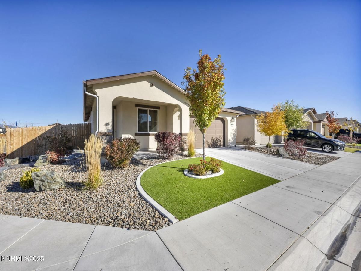 MLS #250057760 image #0