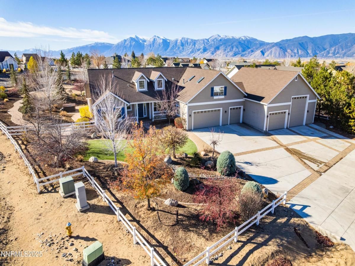 MLS #250057947 image #0