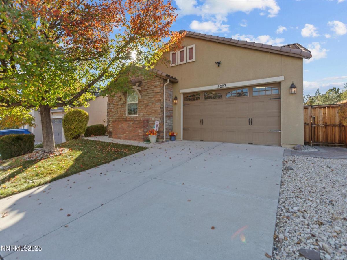 MLS #250058195 image #0