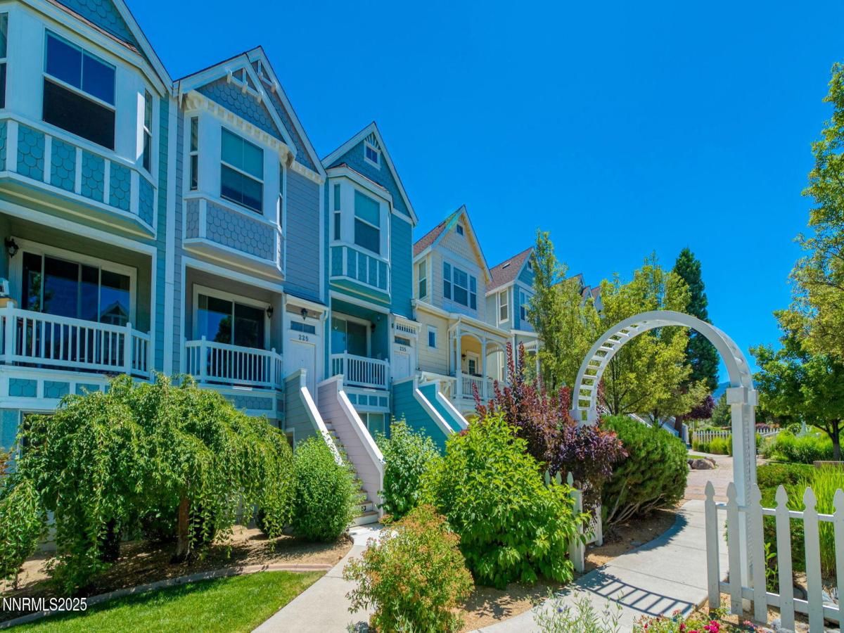 MLS #250058554 image #0