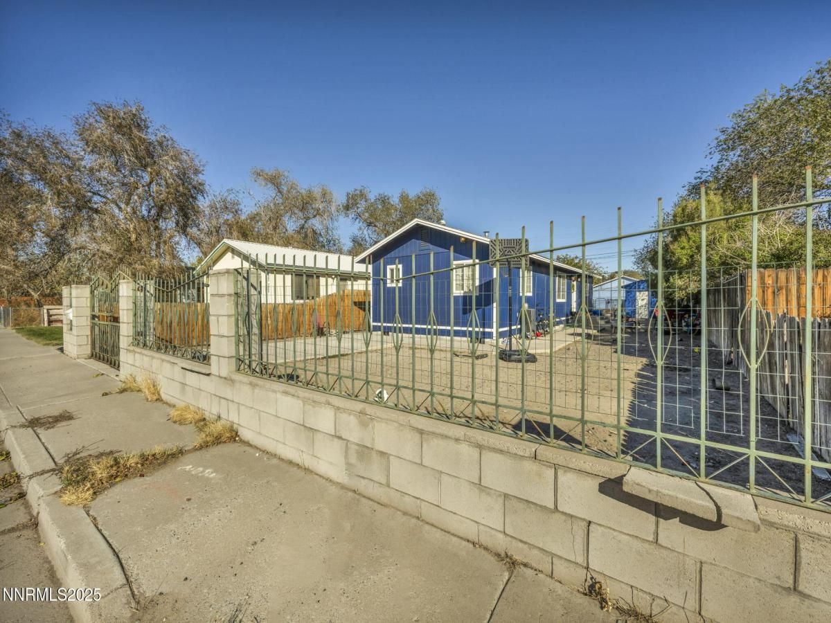 MLS #250059168 image #0