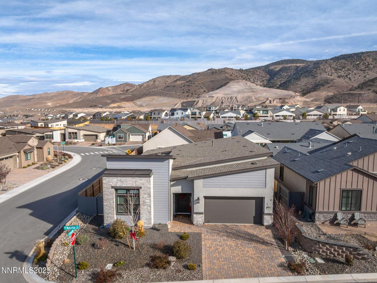 MLS #250059171 image #0