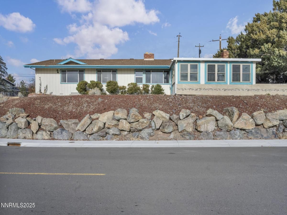 MLS #250059214 image #0