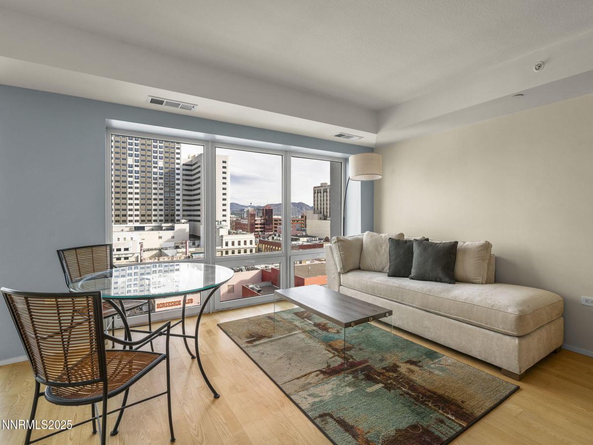 MLS #250059252 image #0